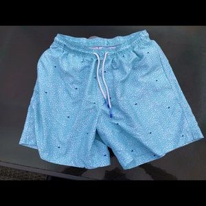 Southern Tide Men’s Swim Trunks Light Blue